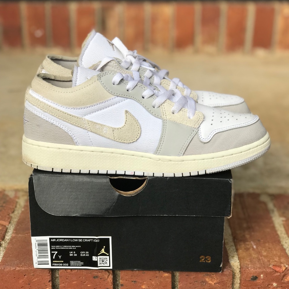 Air Jordan 1 SE Craft Low Inside Out - Tech Grey Size 7Y / 8.5W